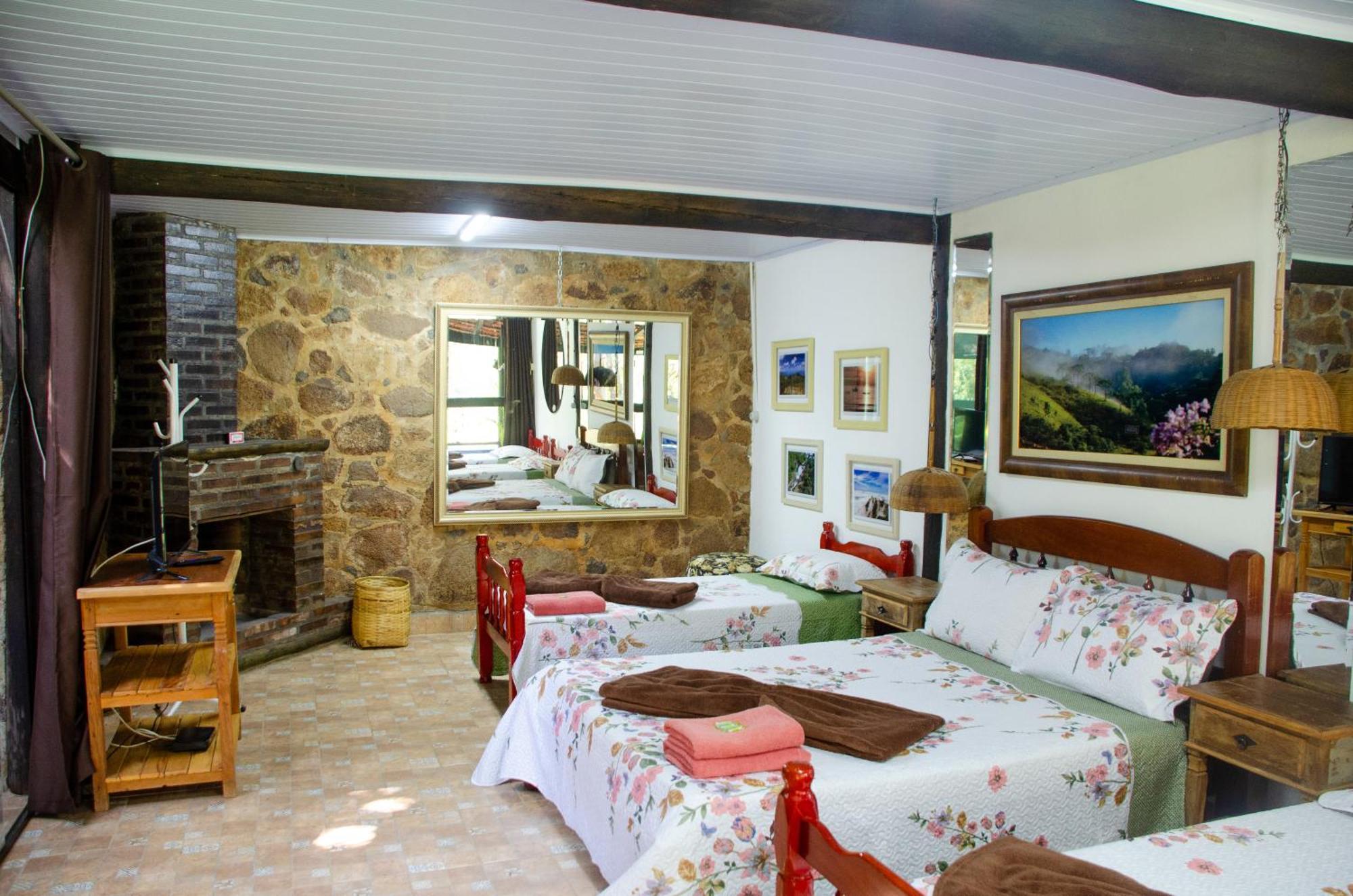 Pousada Estancia Vip Кунха Екстериор снимка