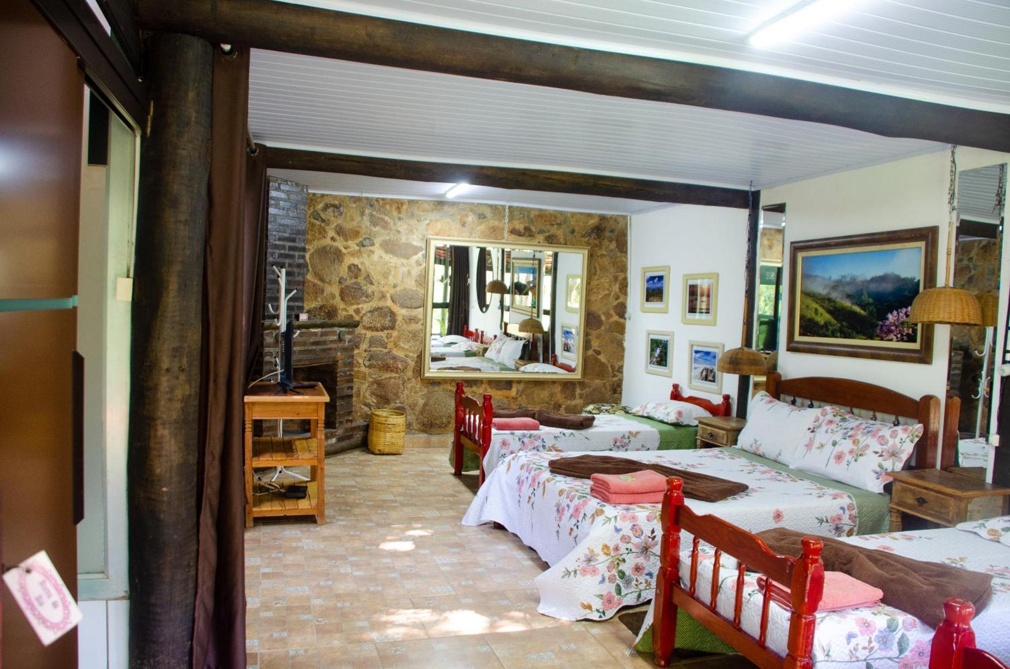 Pousada Estancia Vip Кунха Екстериор снимка